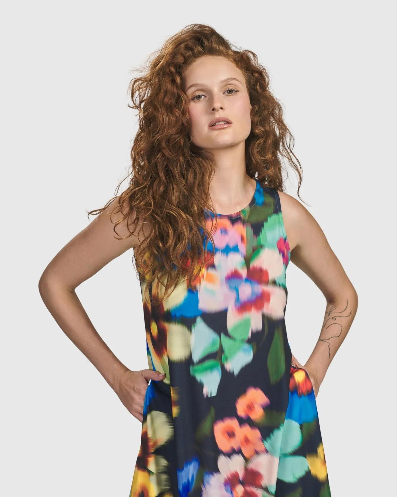 Women Alembika Dresses<Forget-Me-Not Sleeveless Maxi Dress, Garden