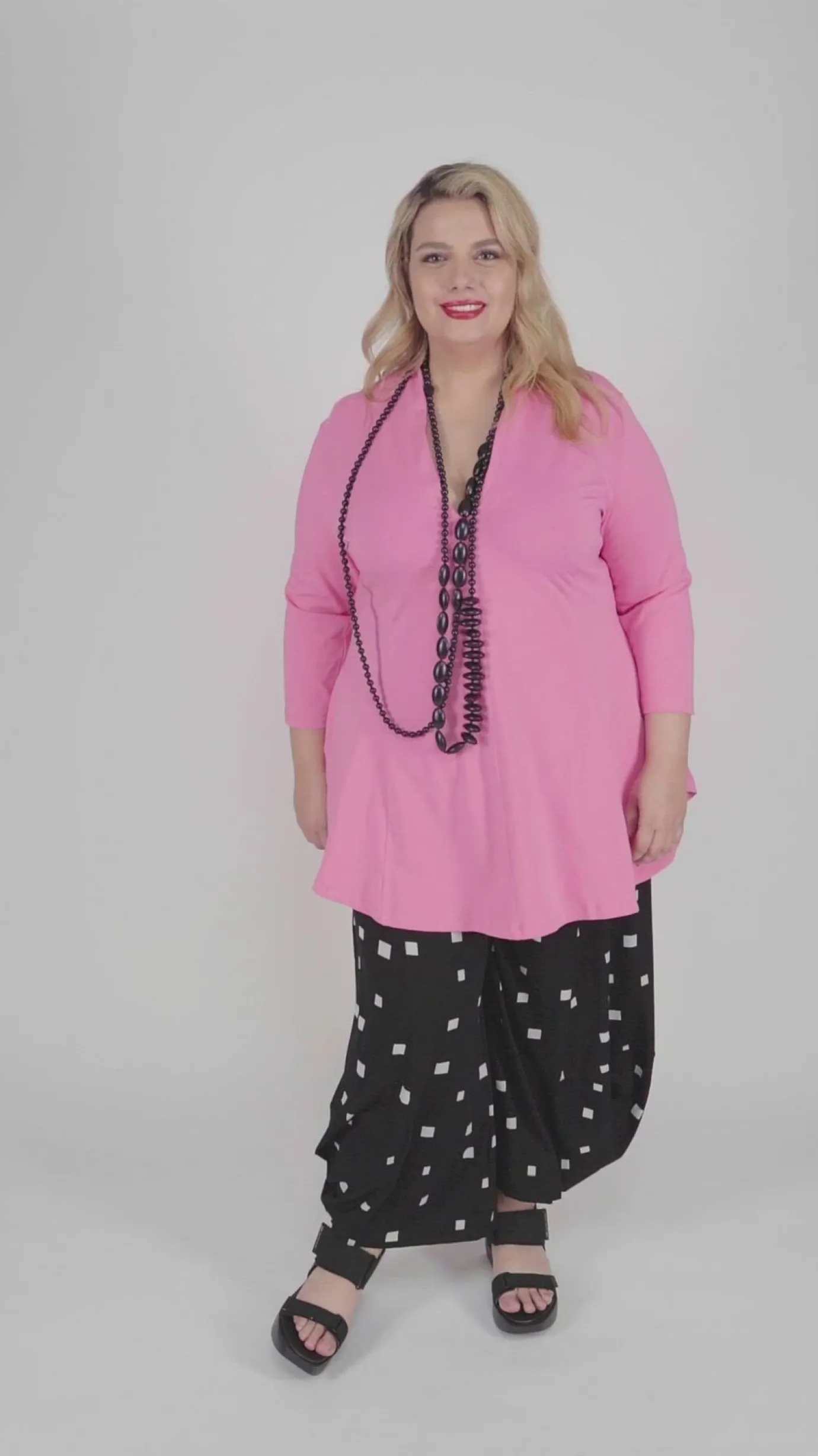 Women Alembika Tops & Tunics<Gloria V-Neck Tunic Top, Bazooka