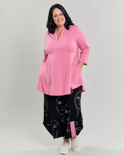 Women Alembika Plus<Gloria V-Neck Tunic Top, Bazooka