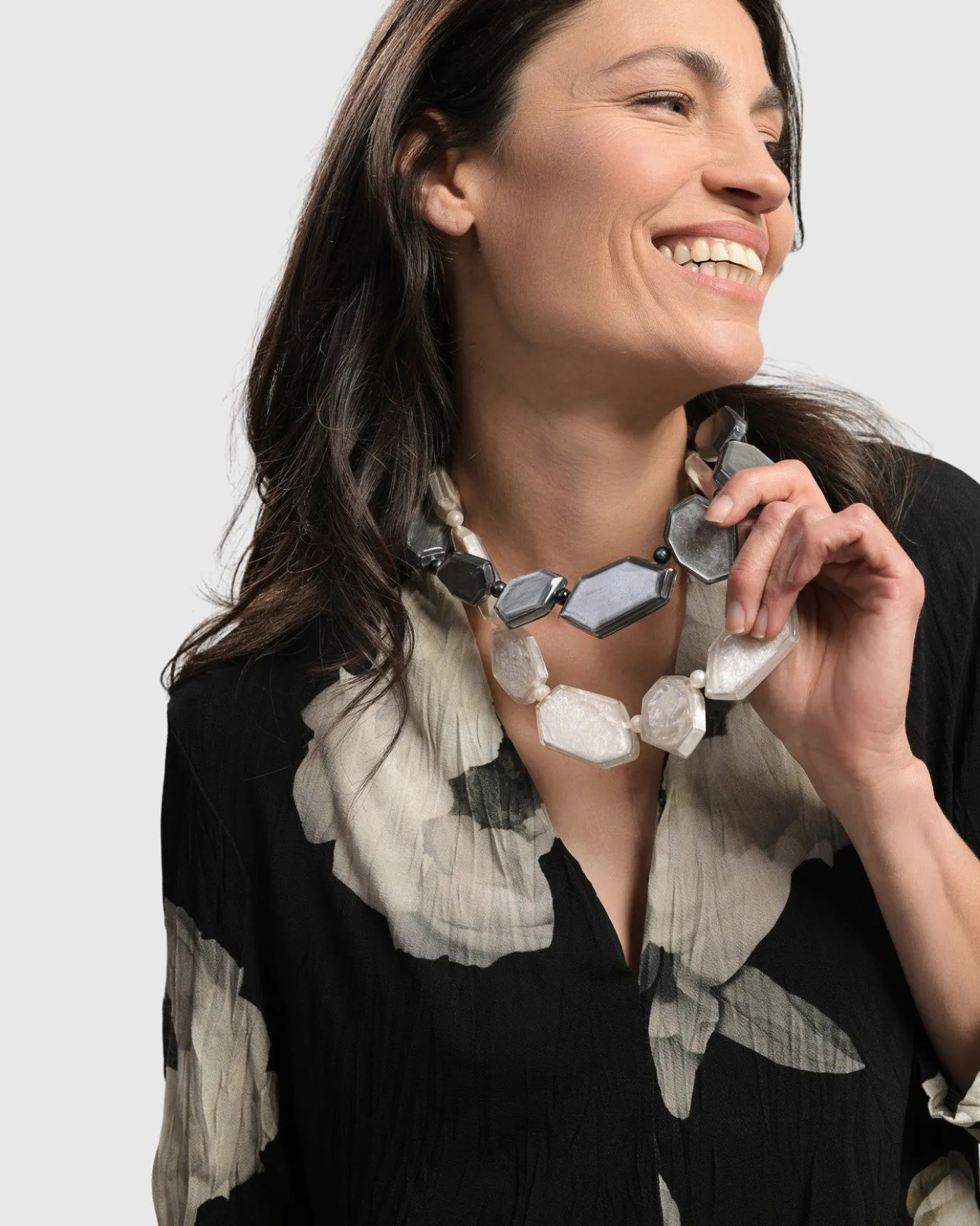 Women Alembika Accessories<Glory Faceted Bead Necklace, Starlight