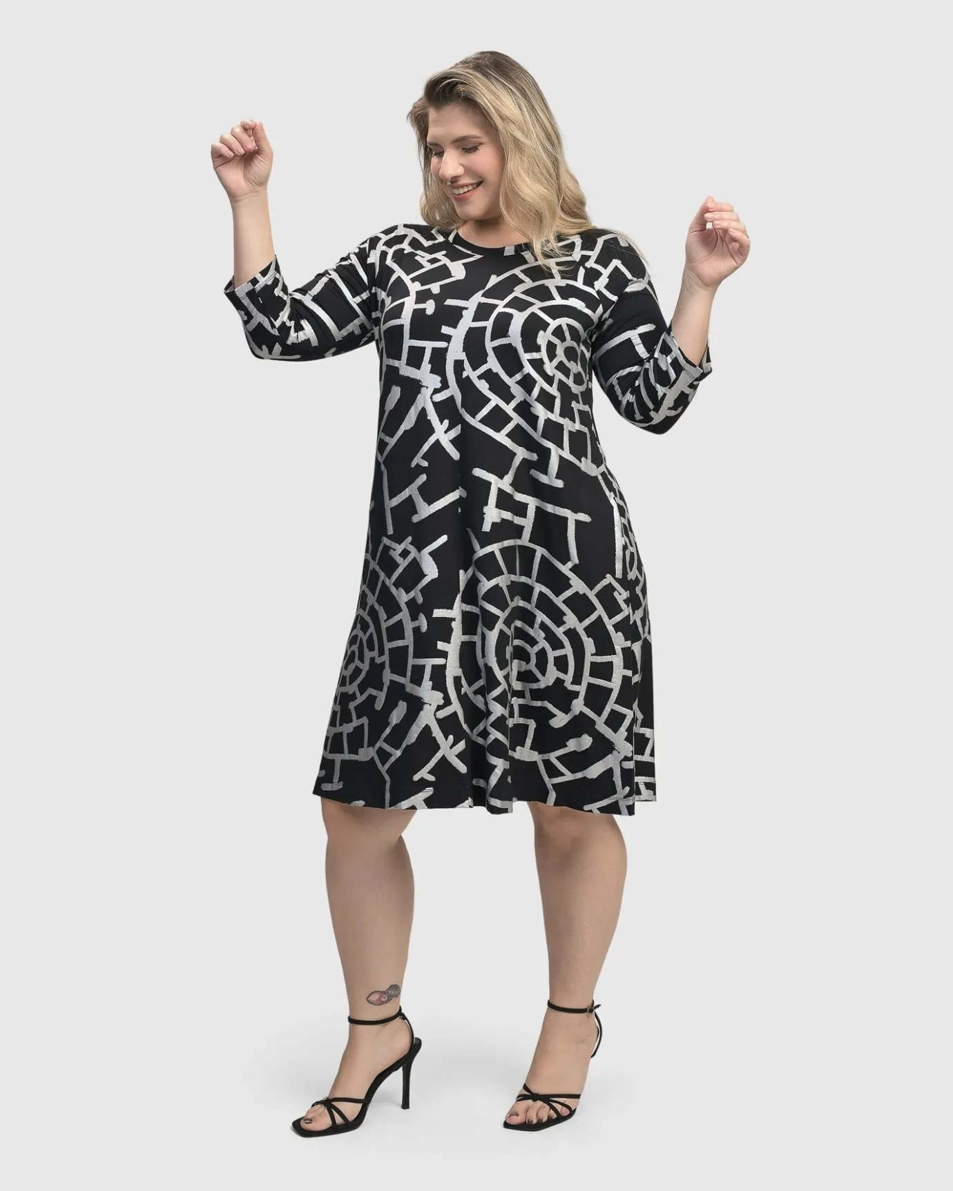 Women Alembika Dresses<Hypnotic A Line Dress, Silver