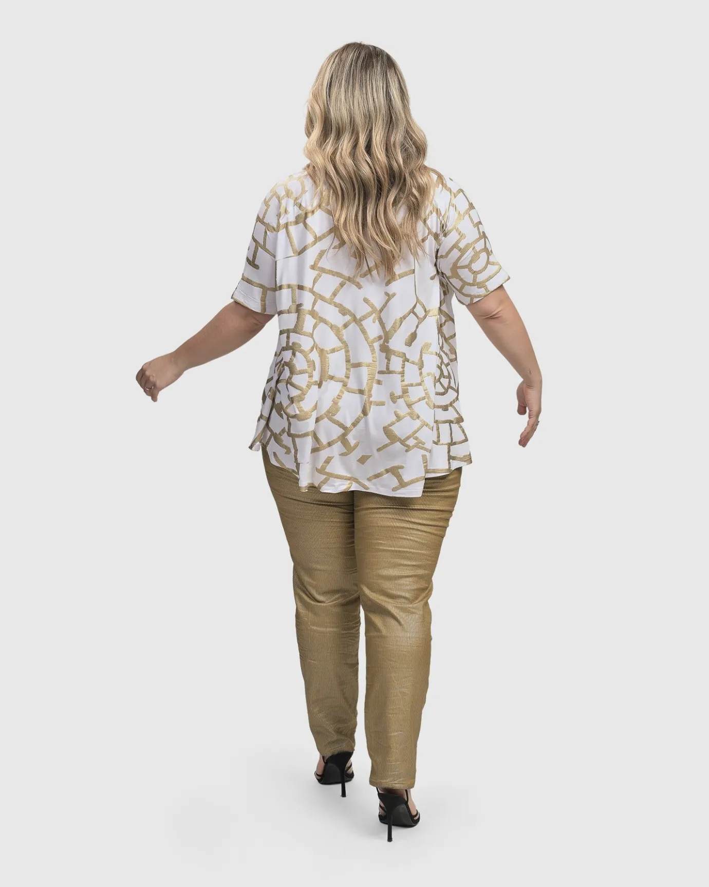 Women Alembika Plus<Hypnotic Swing Tunic Top, Gold