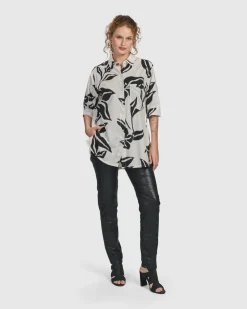 Women Alembika Plus<Iconic Stretch Jeans, Metallic Black