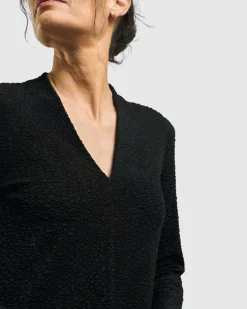 Women Alembika Plus<Jacquard V-Neck Tunic Top, Black