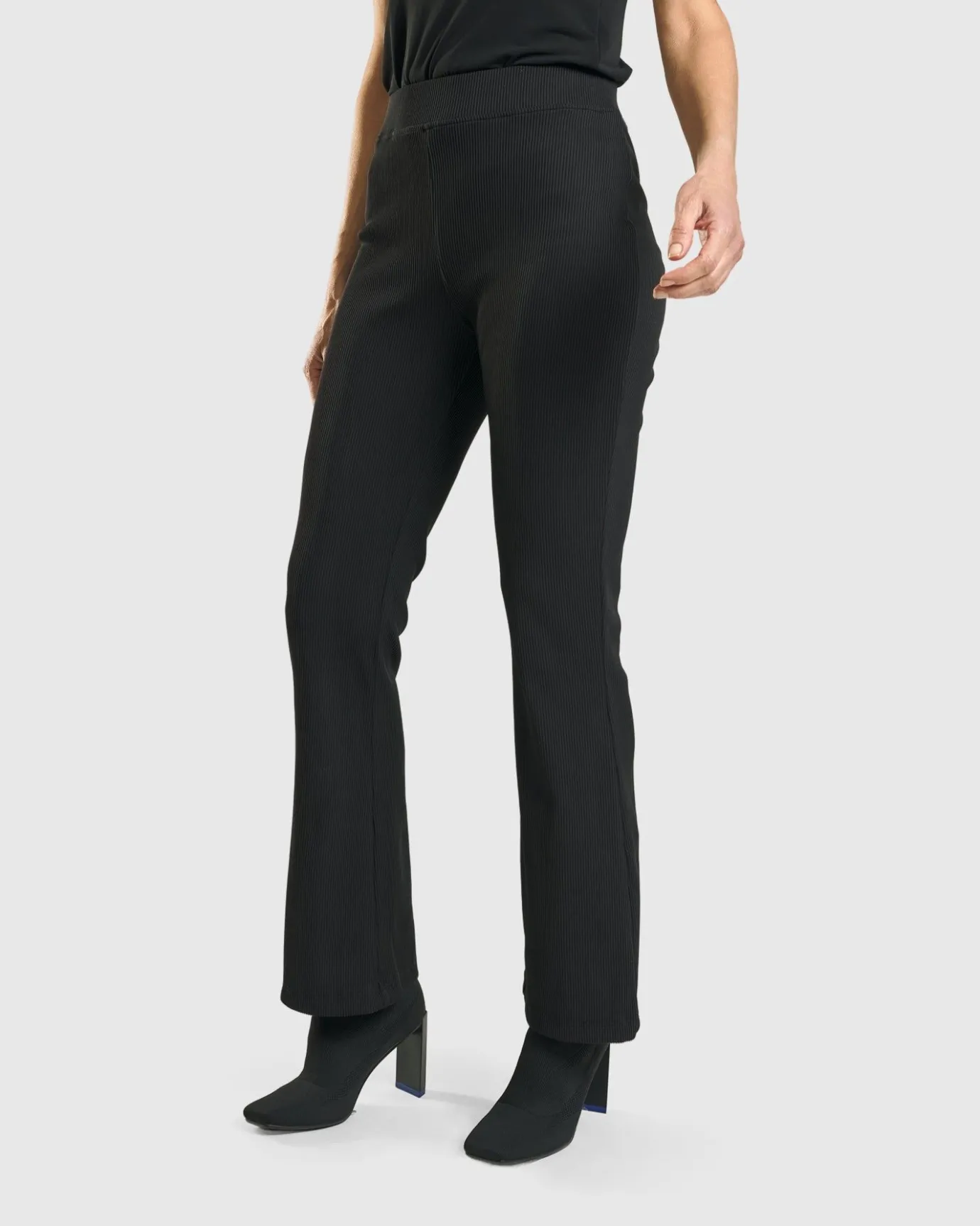 Women Alembika Pants & Skirts<Kick Flare Curator Pants, Black