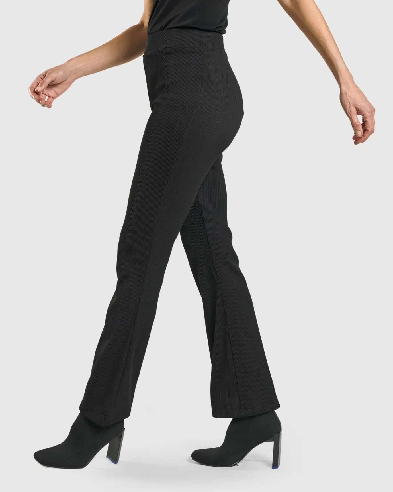 Women Alembika Pants & Skirts<Kick Flare Curator Pants, Black