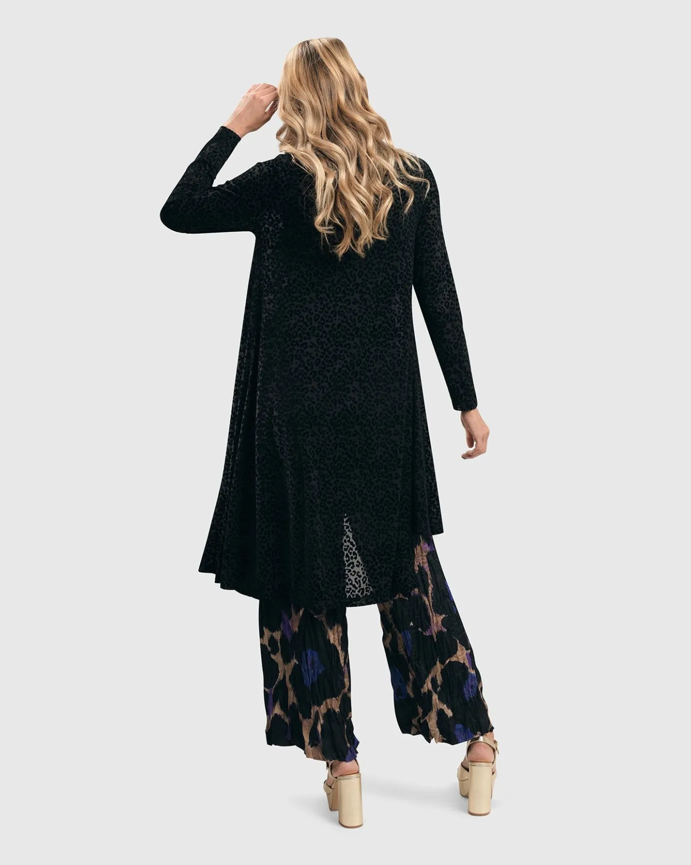 Women Alembika Tops & Tunics<Leo Flocked Velvet Hi-Lo Tunic Top, Black
