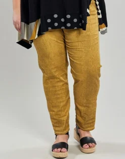Women Alembika Plus<Leo Iconic Stretch Jeans, Honey 1X-3X