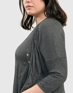 Women Alembika Plus<Linea Crinkle Crop Cardy, Black
