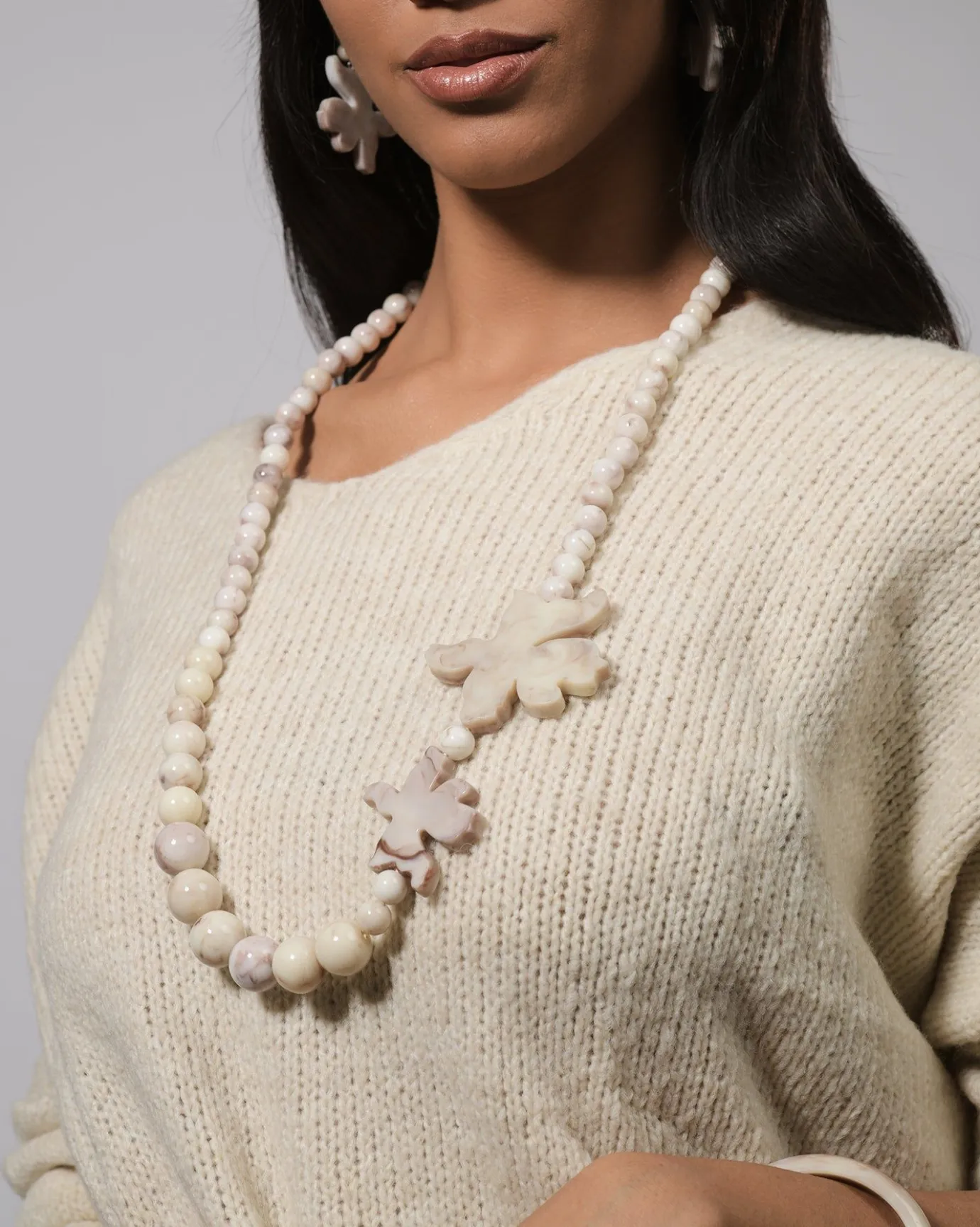 Women Alembika Jewelry<Lotus Bead Necklace, Oat