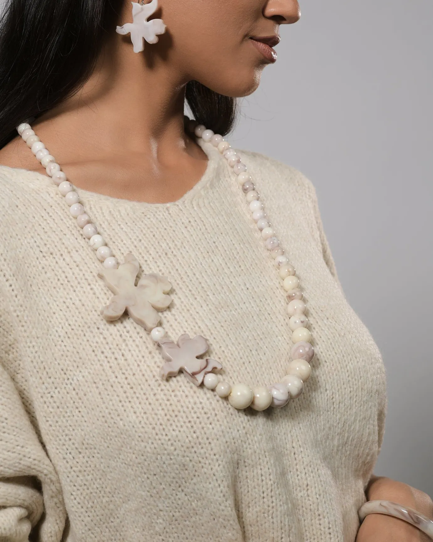 Women Alembika Jewelry<Lotus Bead Necklace, Oat