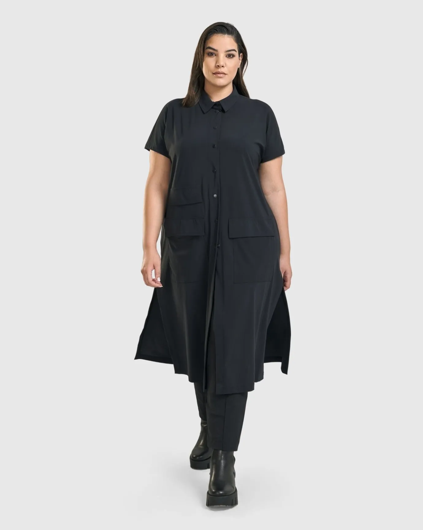 Women Alembika Plus<Matrix Short Sleeve Duster, Black