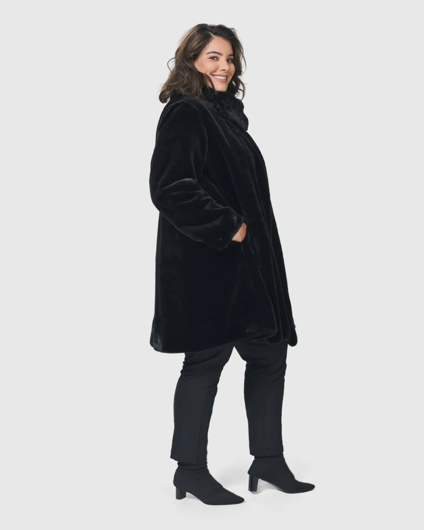 Women Alembika Jackets<Meet Me At Midnight Jacket