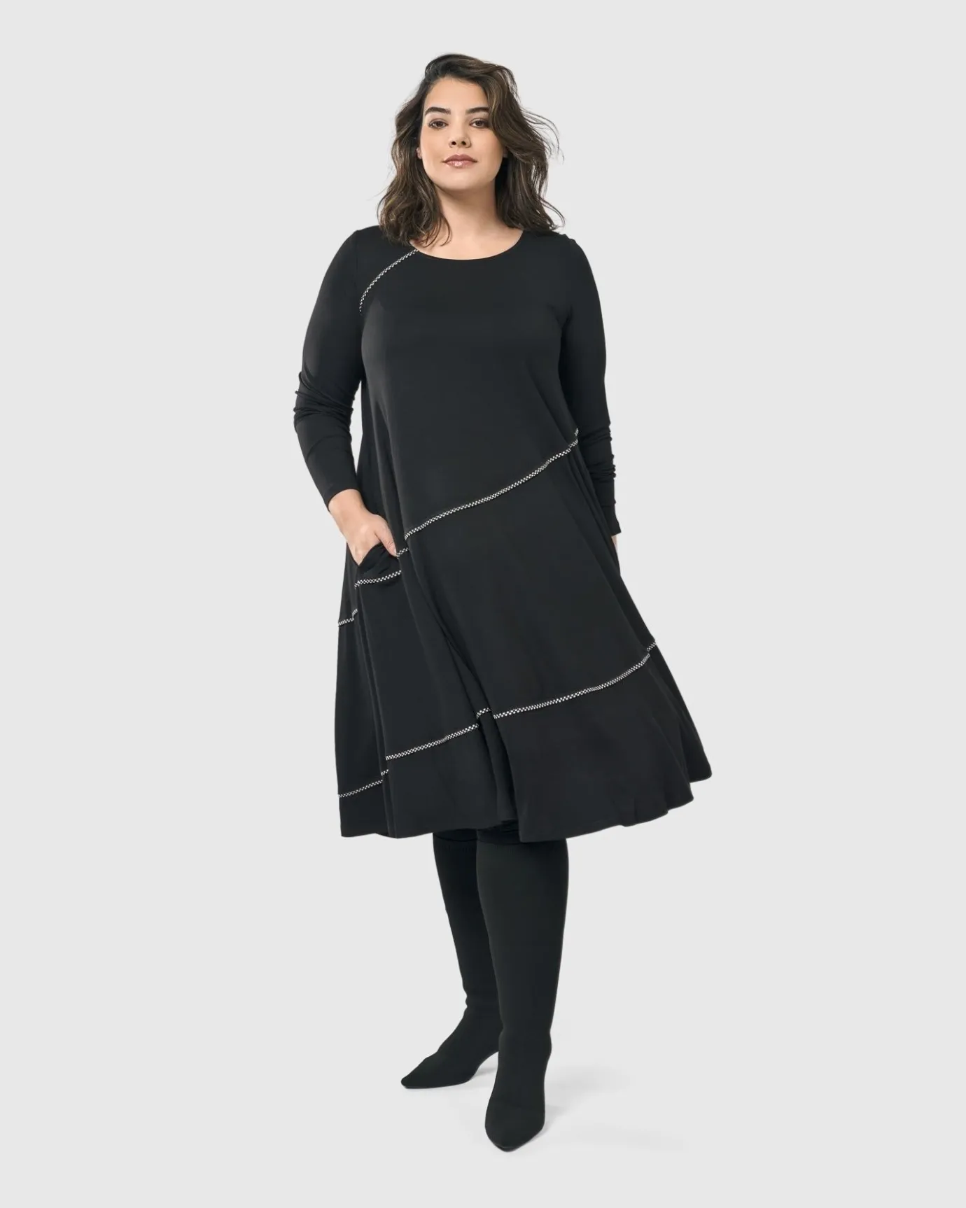 Women Alembika Plus<Nightingale Pullover Midi Dress, Black