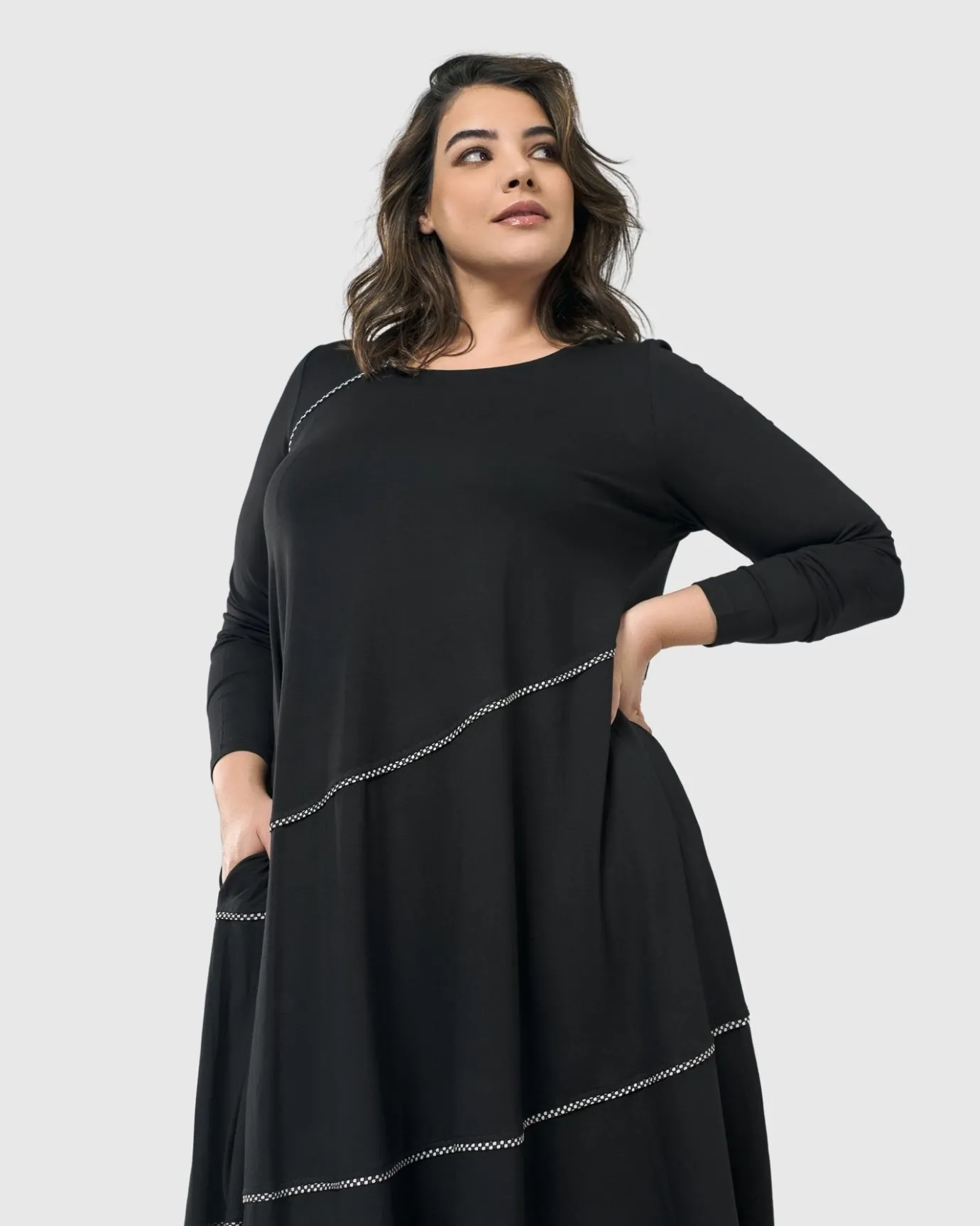Women Alembika Dresses<Nightingale Pullover Midi Dress, Black