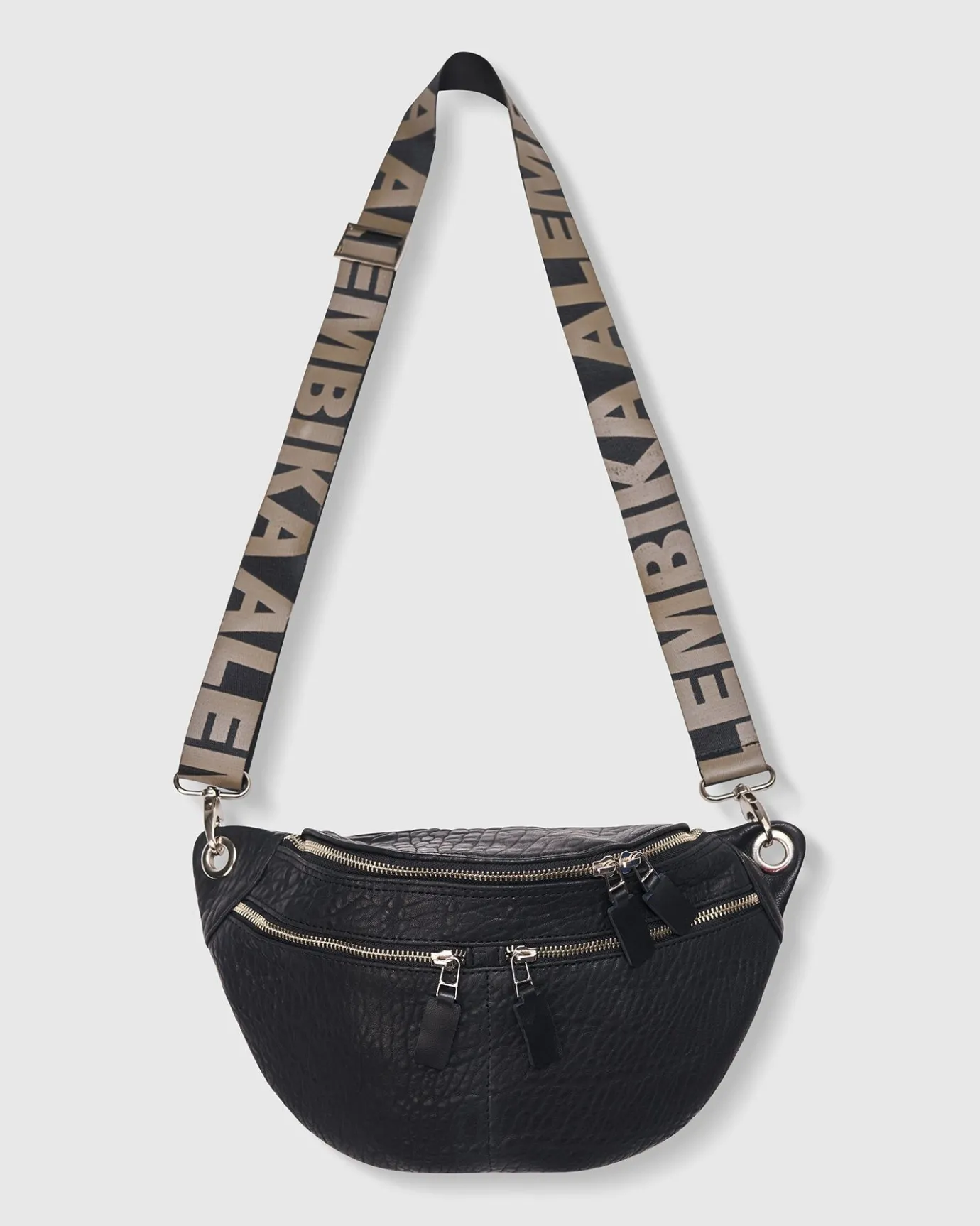 Women Alembika Accessories<On-The-Go Large Sling Bag, Black