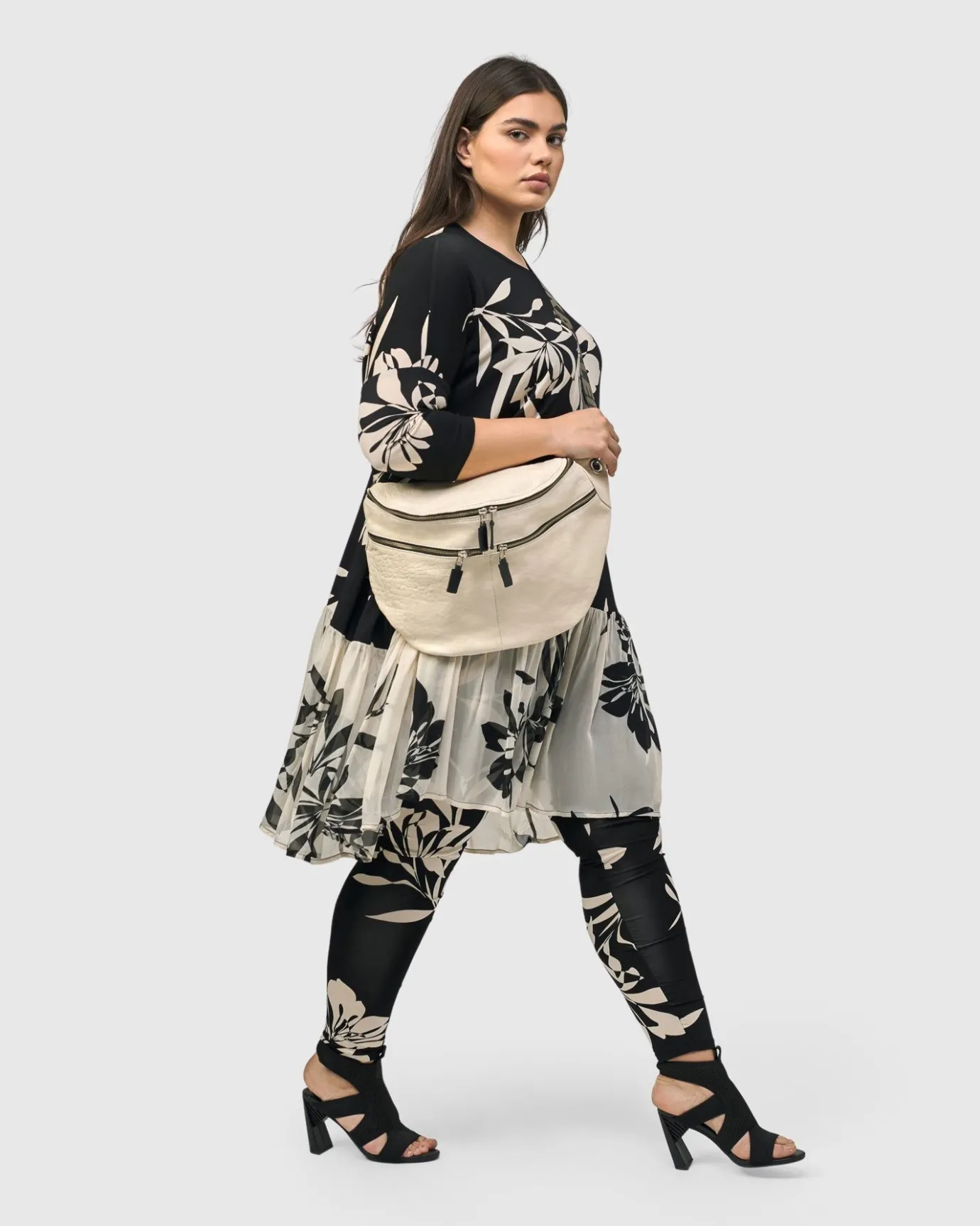 Women Alembika Bags & Pouches<On-The-Go Large Sling Bag, Ivory