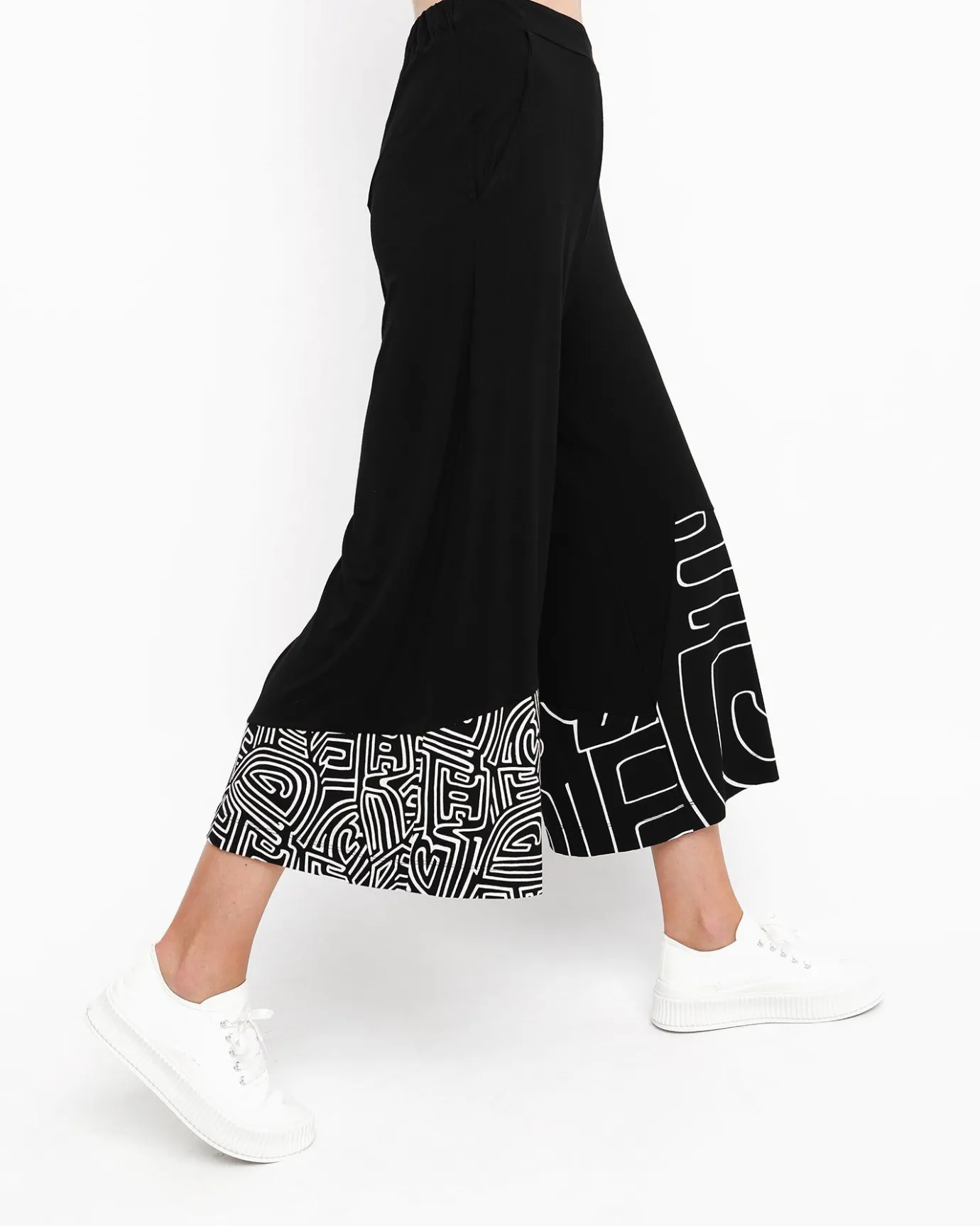 Women Alembika Pants & Skirts<Ozai N Ku Daydream Lounge Pants, Mitos