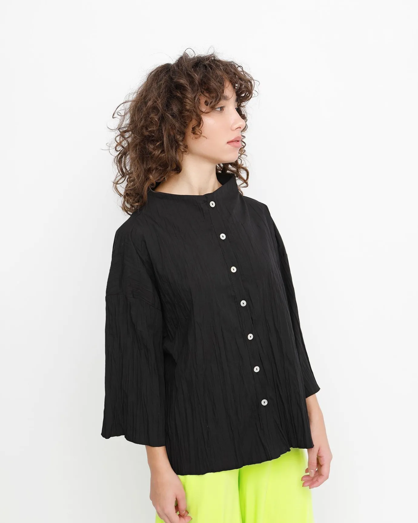 Women Alembika Tops & Tunics<Ozai N Ku Pleated Crinkle Funnel Top, Black