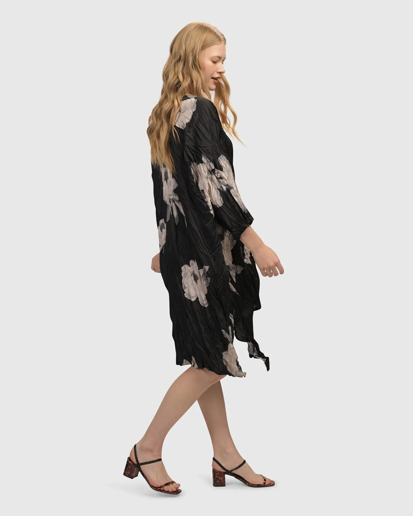 Women Alembika Dresses<Paige Crinkle Caftan Tunic Dress, Roses