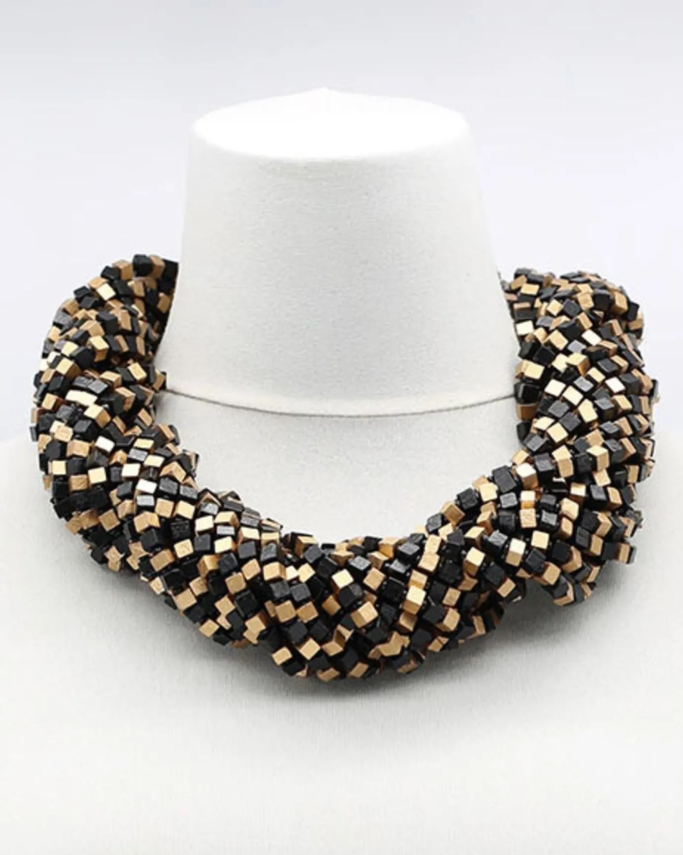 Women Alembika Accessories<Pashmina Bead Necklace, Gold/Black