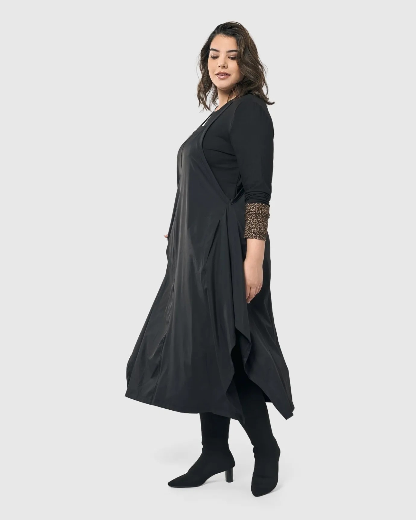 Women Alembika Dresses<Shelley Apron Dress, Black