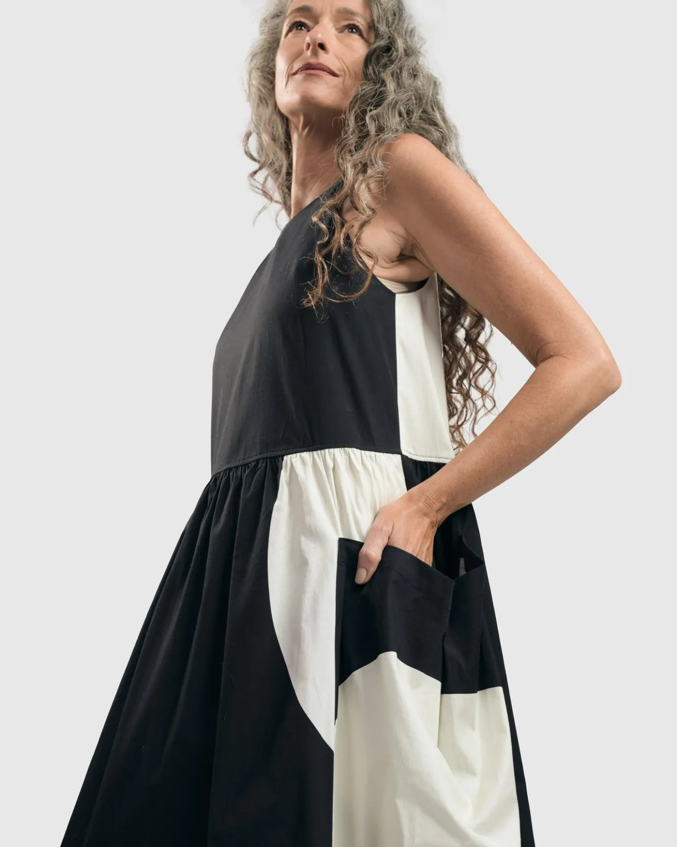 Women Alembika Plus<Sleeveless Maxi Dress, Black