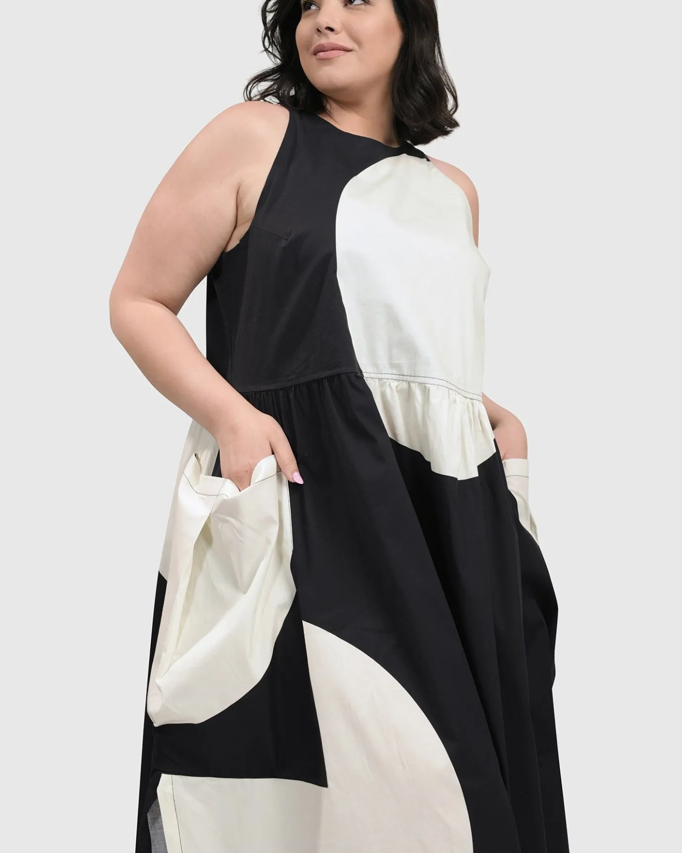 Women Alembika Plus<Sleeveless Maxi Dress, Black