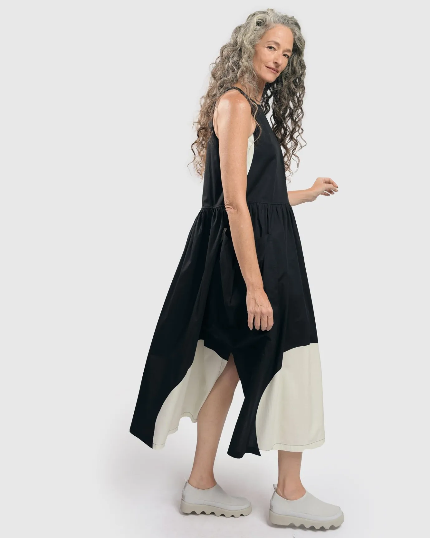 Women Alembika Plus<Sleeveless Maxi Dress, Black