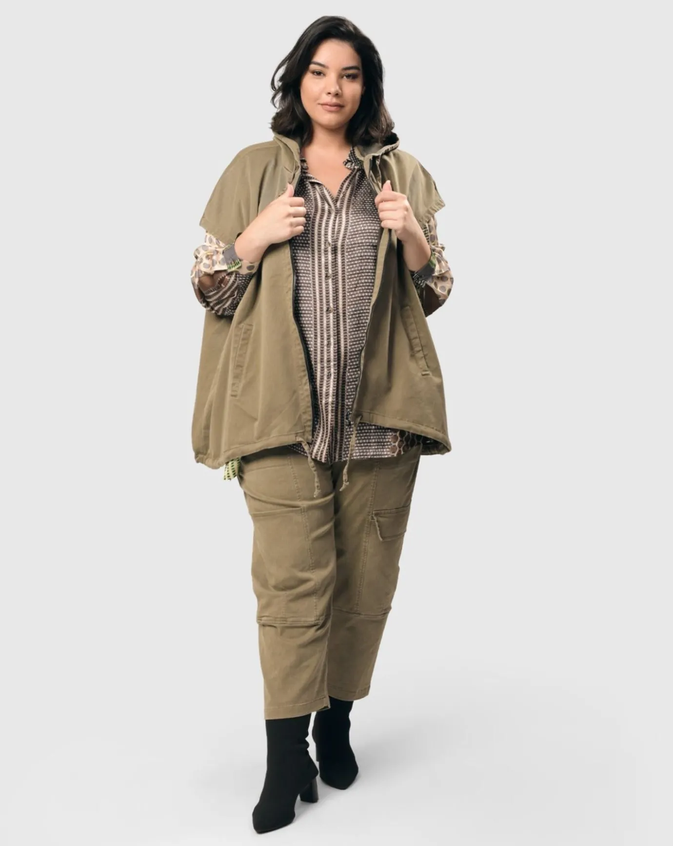Women Alembika Jackets<Soft Twill Drawstring Vest, Khaki