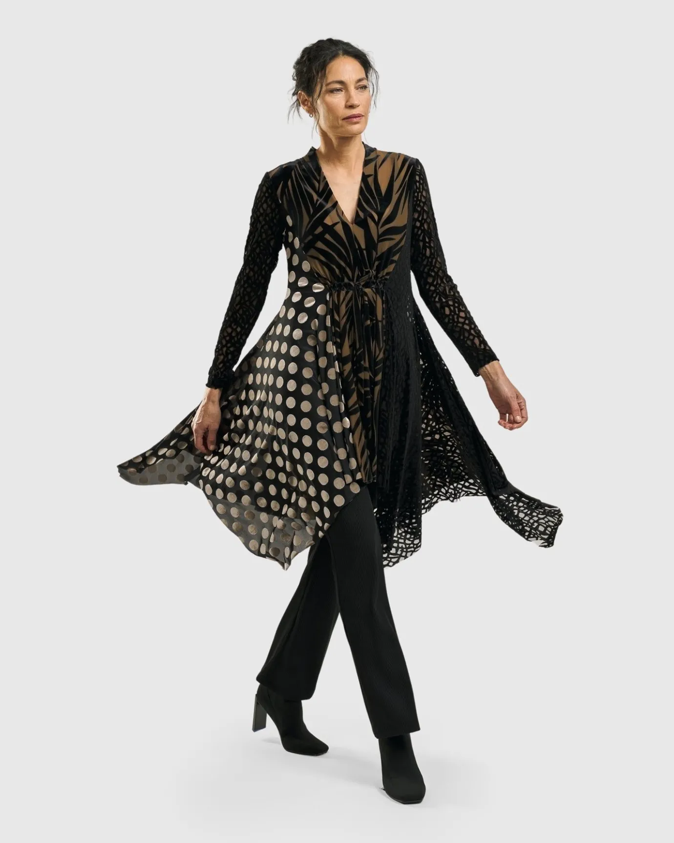 Women Alembika Plus<Synergy Tunic Top, Gold