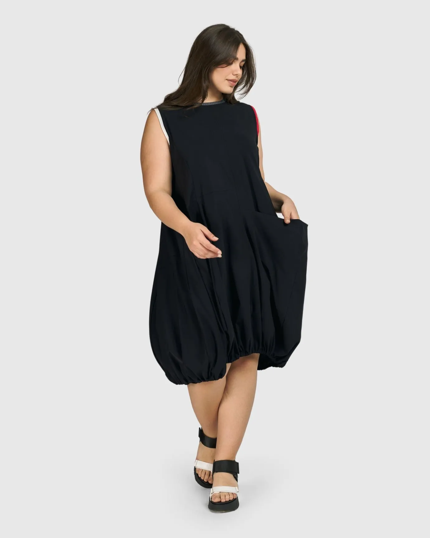 Women Alembika Plus<Tekbika Camille Sleeveless Dress, Black