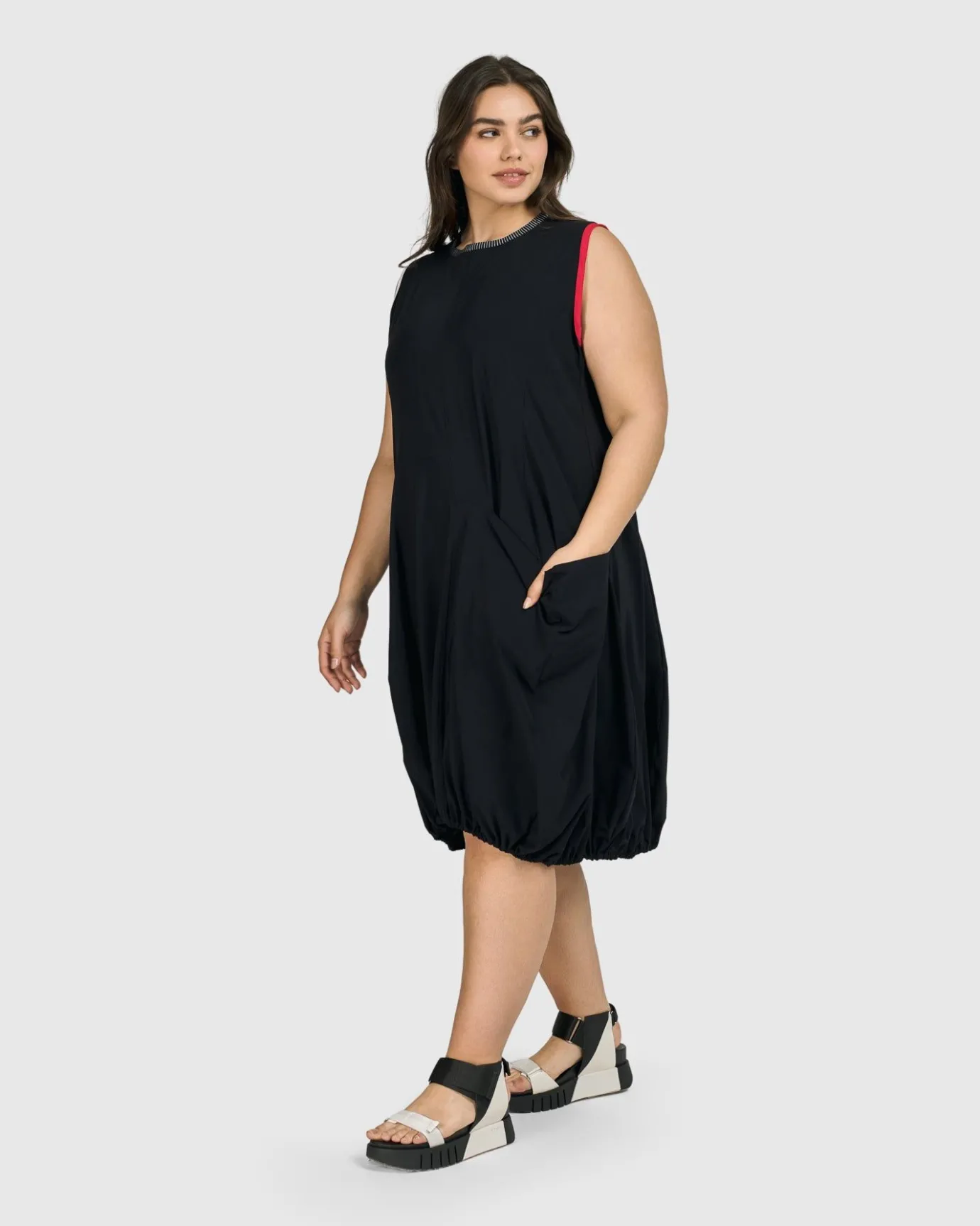 Women Alembika Plus<Tekbika Camille Sleeveless Dress, Black