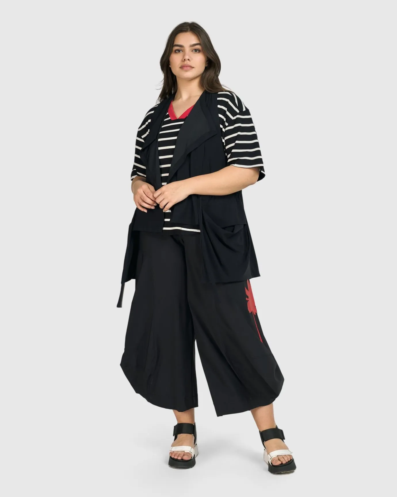 Women Alembika Plus<Tekbika Gabrielle Relaxed Vest, Black