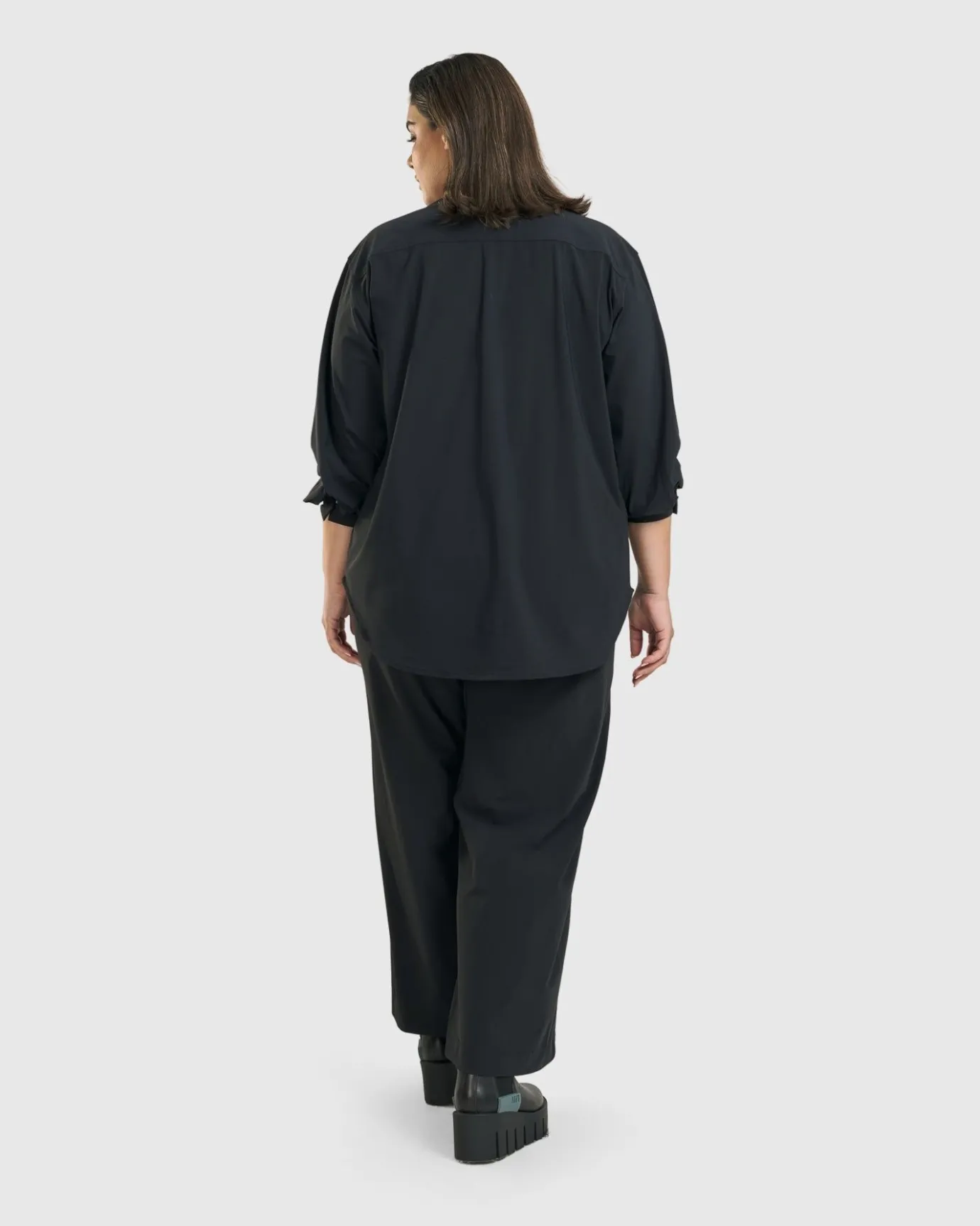 Women Alembika Plus<Trinity Button Down Shirt, Black
