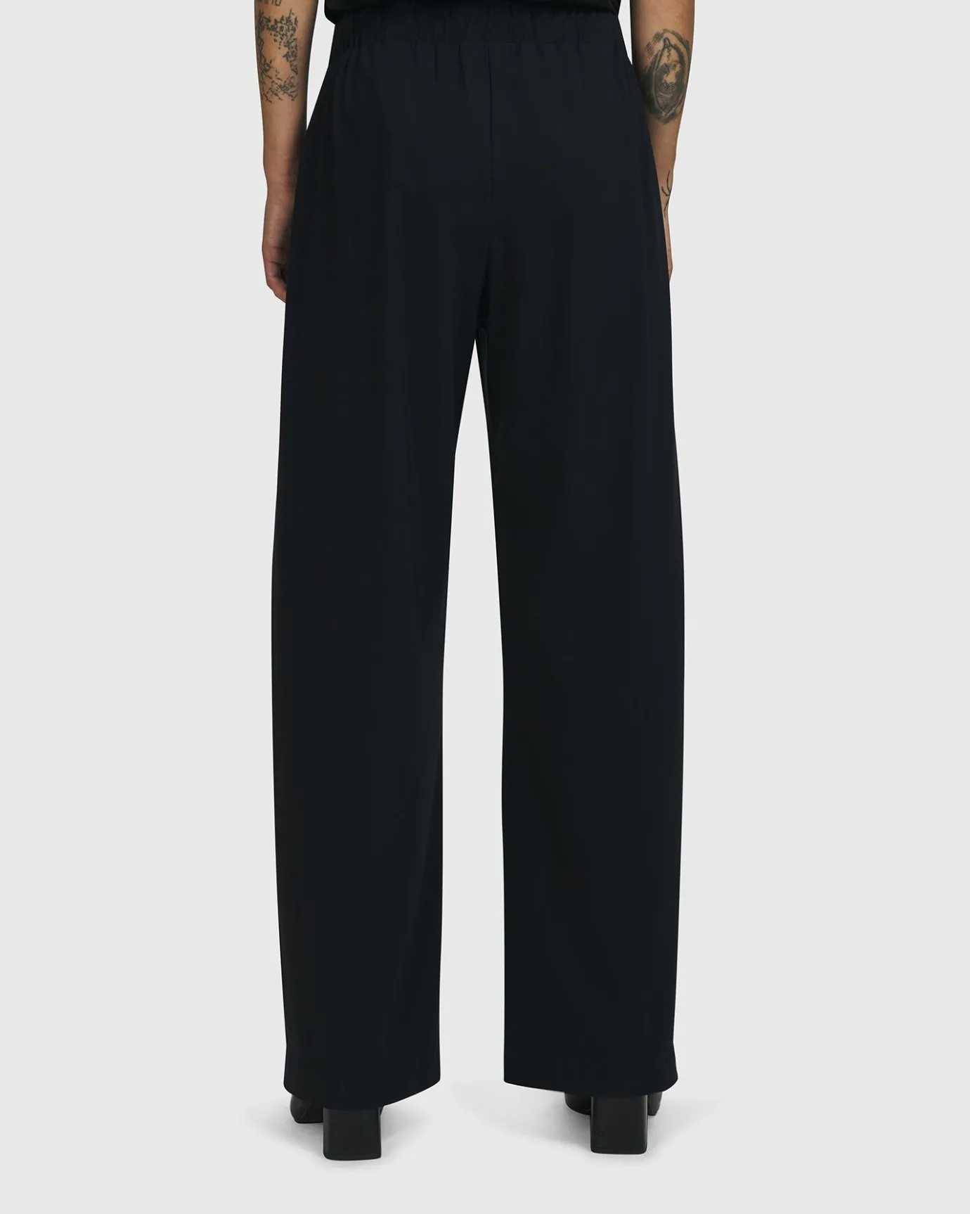 Women Alembika Pants & Skirts<Trinity Straight Leg Pants, Black