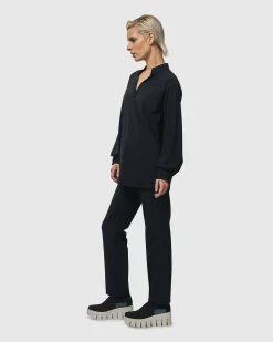 Women Alembika Plus<Trinity V-Neck Pullover Top, Black
