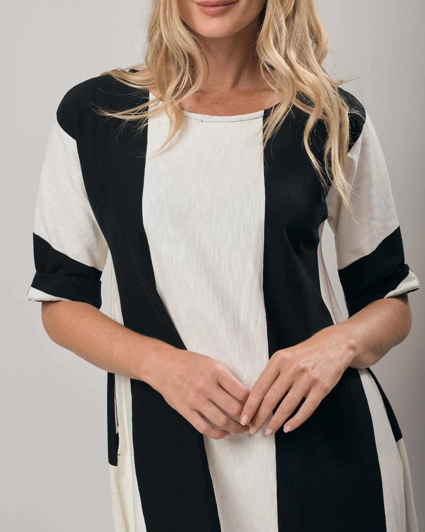 Women Alembika Plus<Urban Anna Stripe A-Line Dress, White/Black