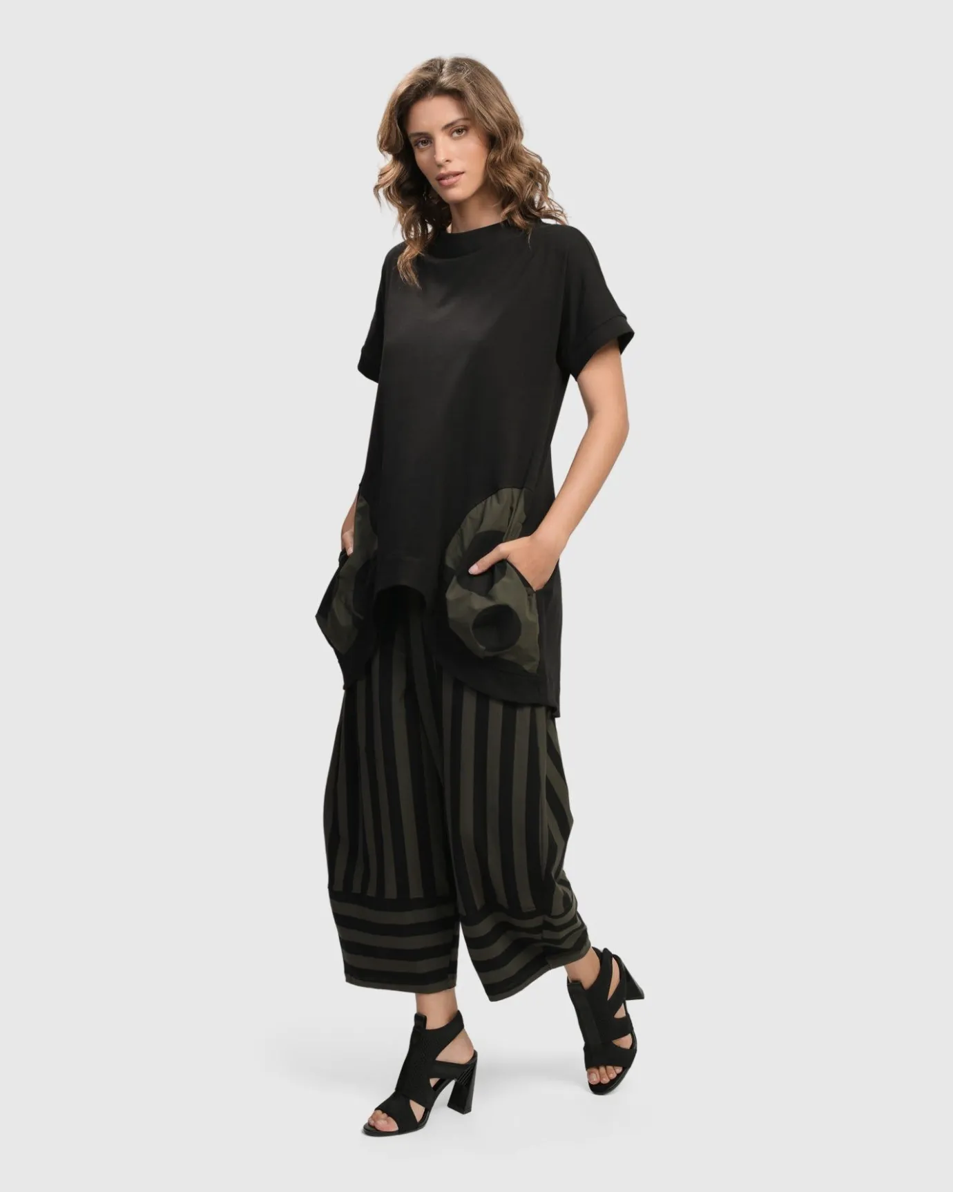 Women Alembika Plus<Urban Bells Tunic Top, Khaki