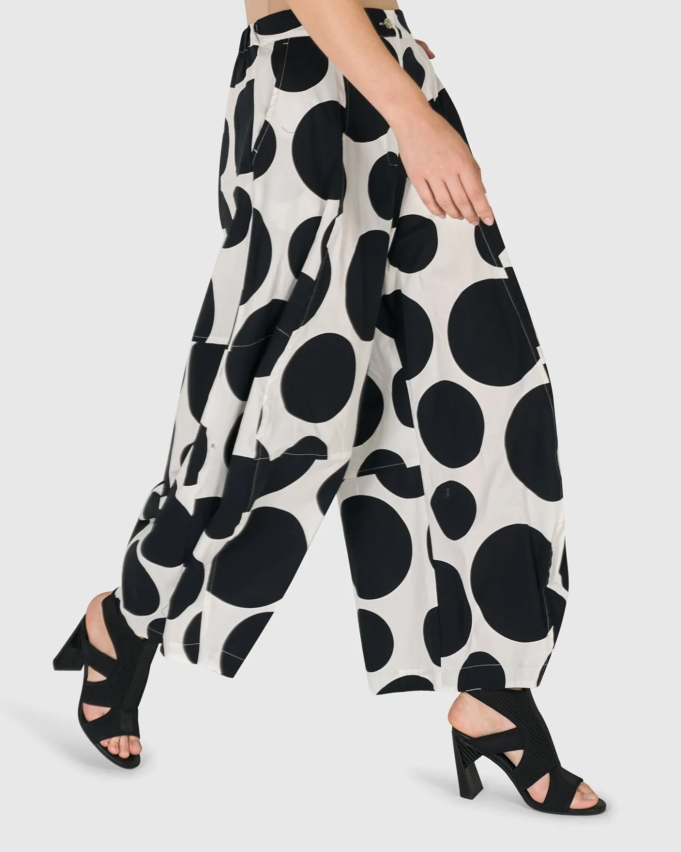 Women Alembika Pants & Skirts<Urban Dot Balloon Pants, Mono