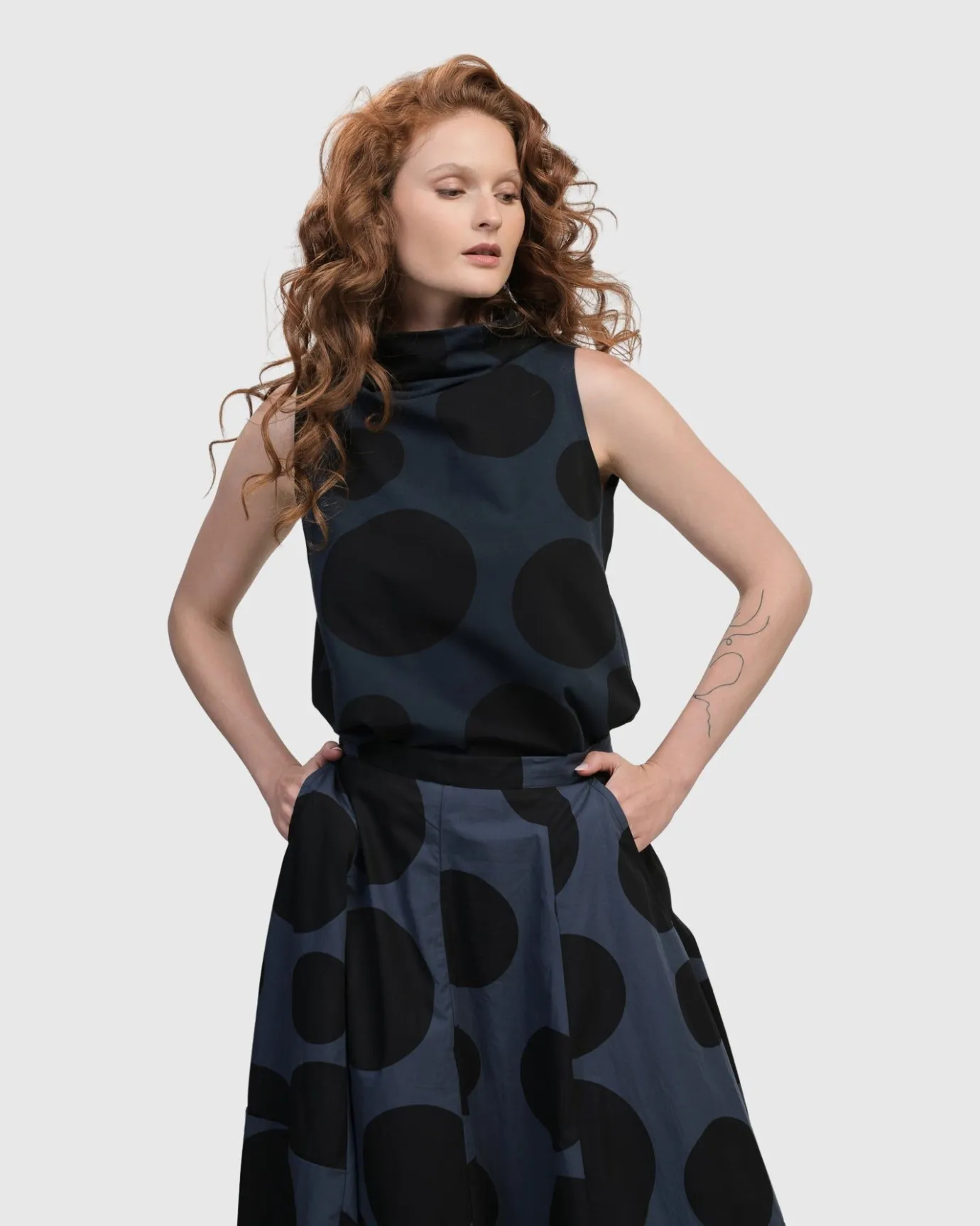 Women Alembika Tops & Tunics<Urban Dots Sleeveless Mockneck Top, Navy