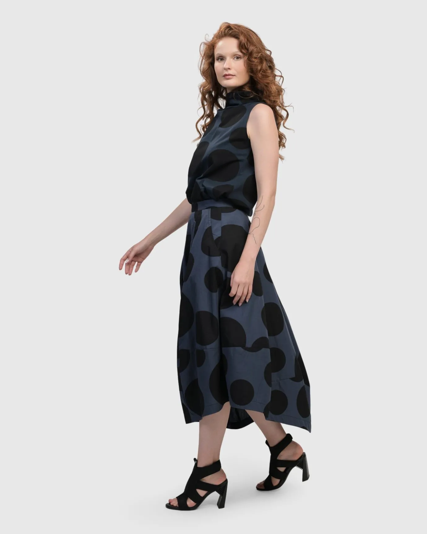 Women Alembika Tops & Tunics<Urban Dots Sleeveless Mockneck Top, Navy