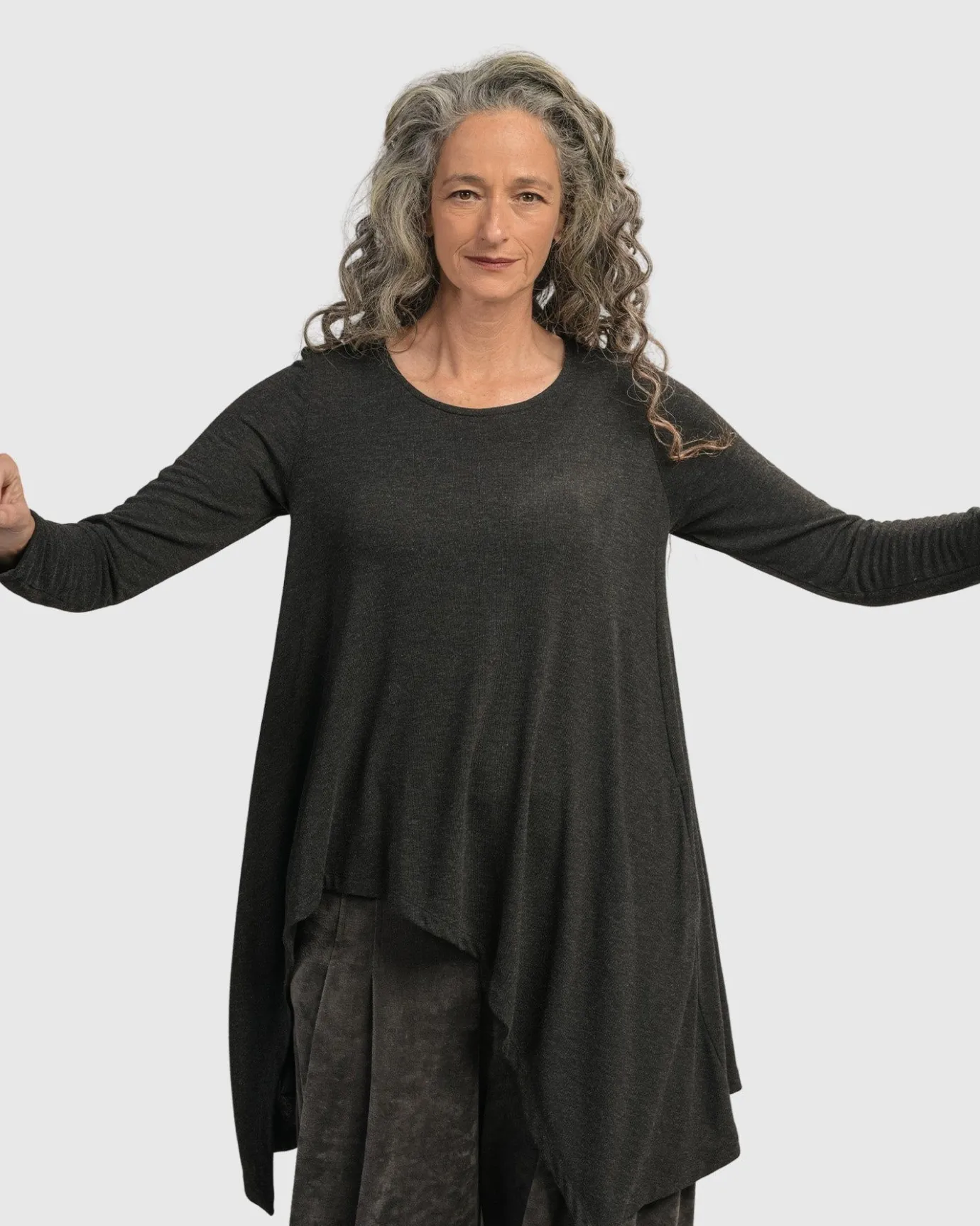 Women Alembika Tops & Tunics<Urban Hi-Lo Top, Charcoal
