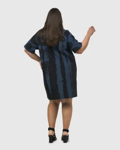 Women Alembika Plus<Urban Ipanema Shift Dress, Navy