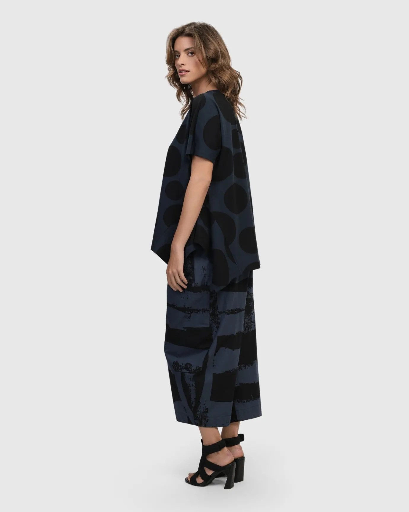 Women Alembika Plus<Urban Juliana Relaxed Top, Navy