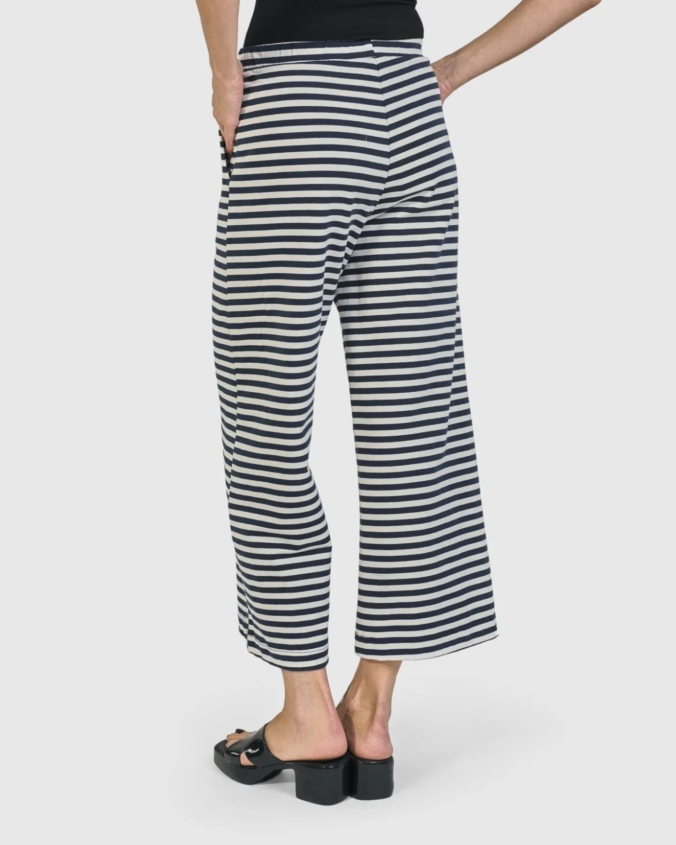 Women Alembika Pants & Skirts<Urban Lagoa Striped Pants, Navy