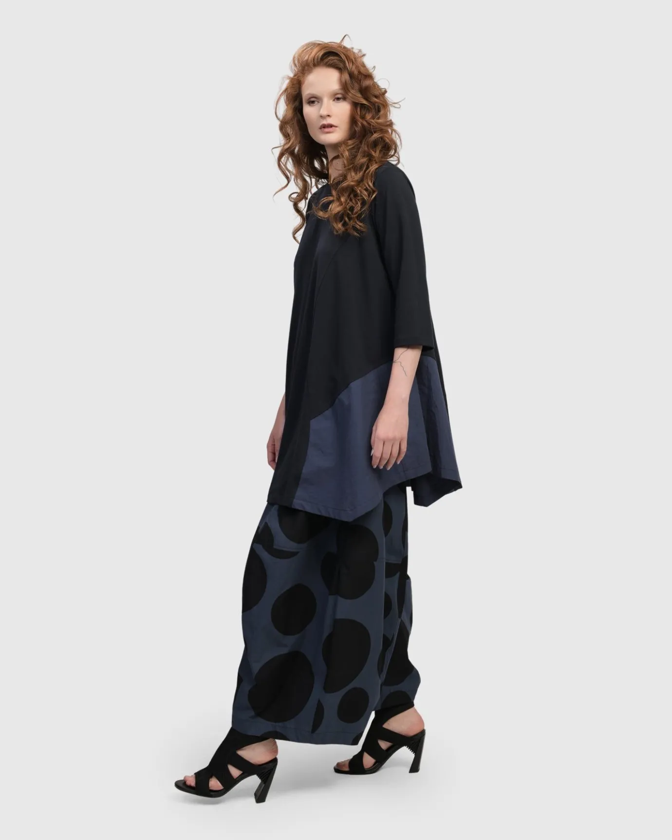Women Alembika Plus<Urban Marvels Trapeze Top, Navy
