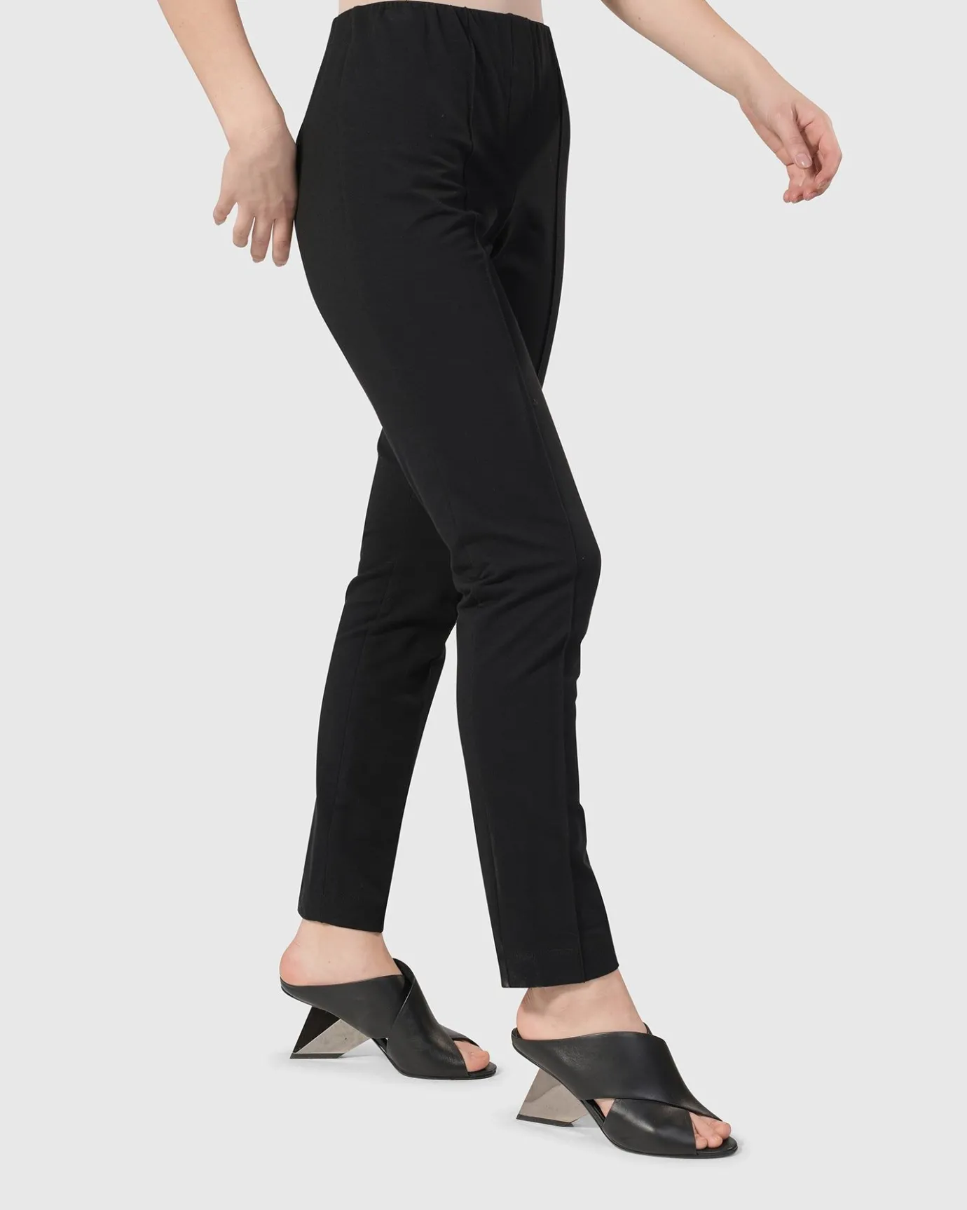 Women Alembika Plus<Urban Metropolitan Slim Trousers, Black