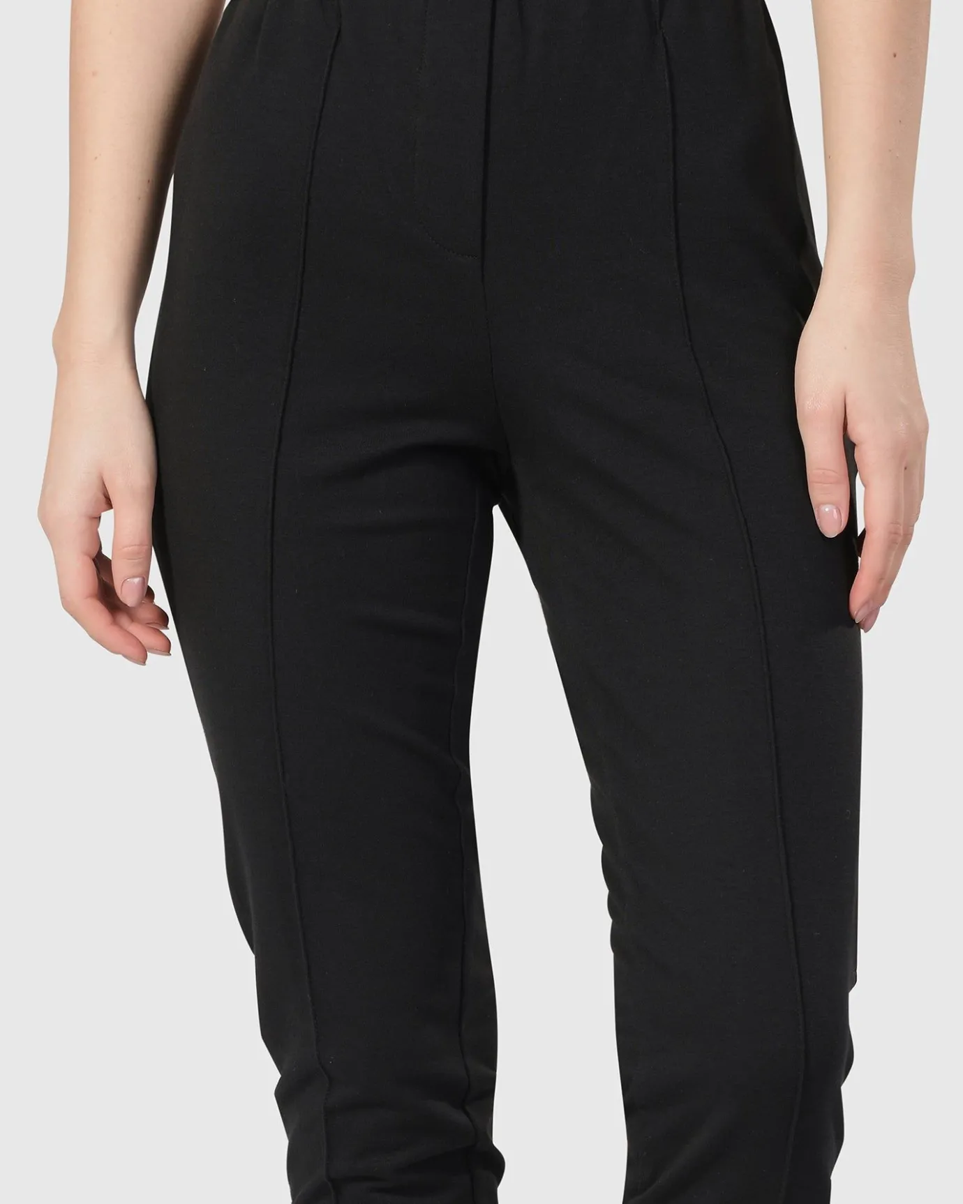 Women Alembika Plus<Urban Metropolitan Slim Trousers, Black