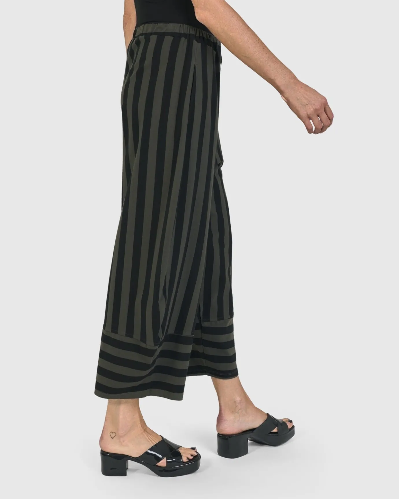 Women Alembika Plus<Urban Orion Lantern Pants, Khaki